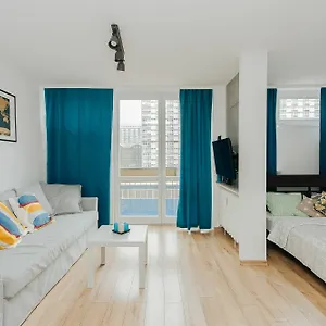 https://shortstaypoland-grzybowska-b1.warsawhotelspoland.com